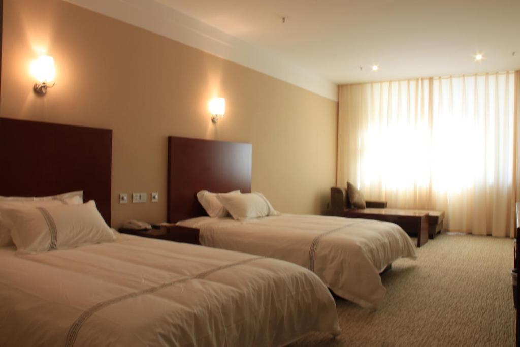 Zhou Wang Cheng Hotel 洛阳 客房 照片